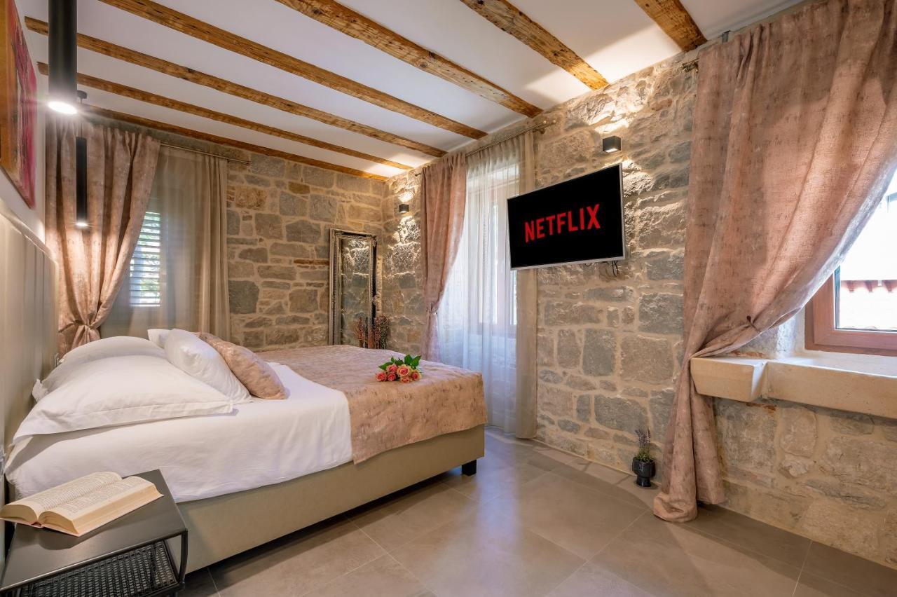 Old Spalatrum Luxury Rooms Split Buitenkant foto