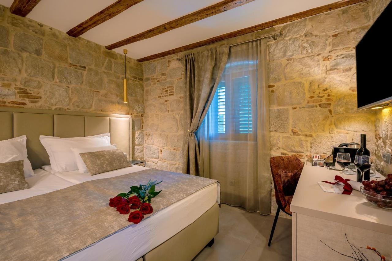 Old Spalatrum Luxury Rooms Split Buitenkant foto